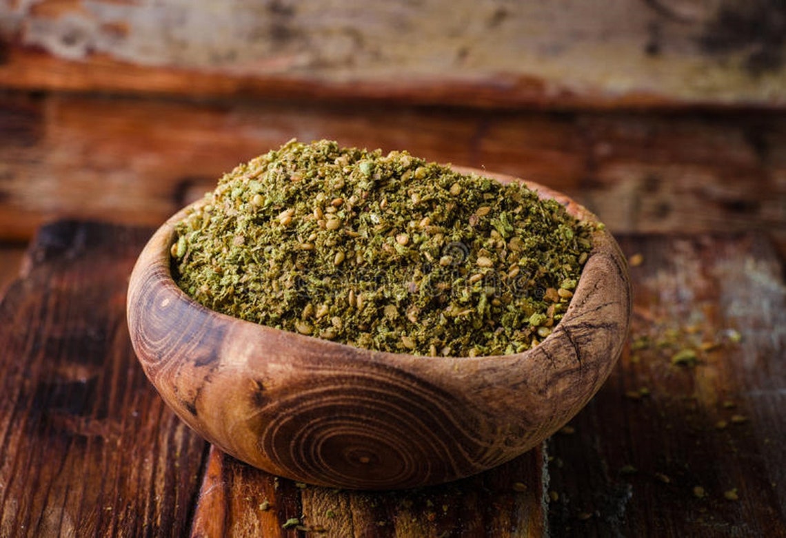 Palestinian za'atar herb blend with olive oil and flatbread